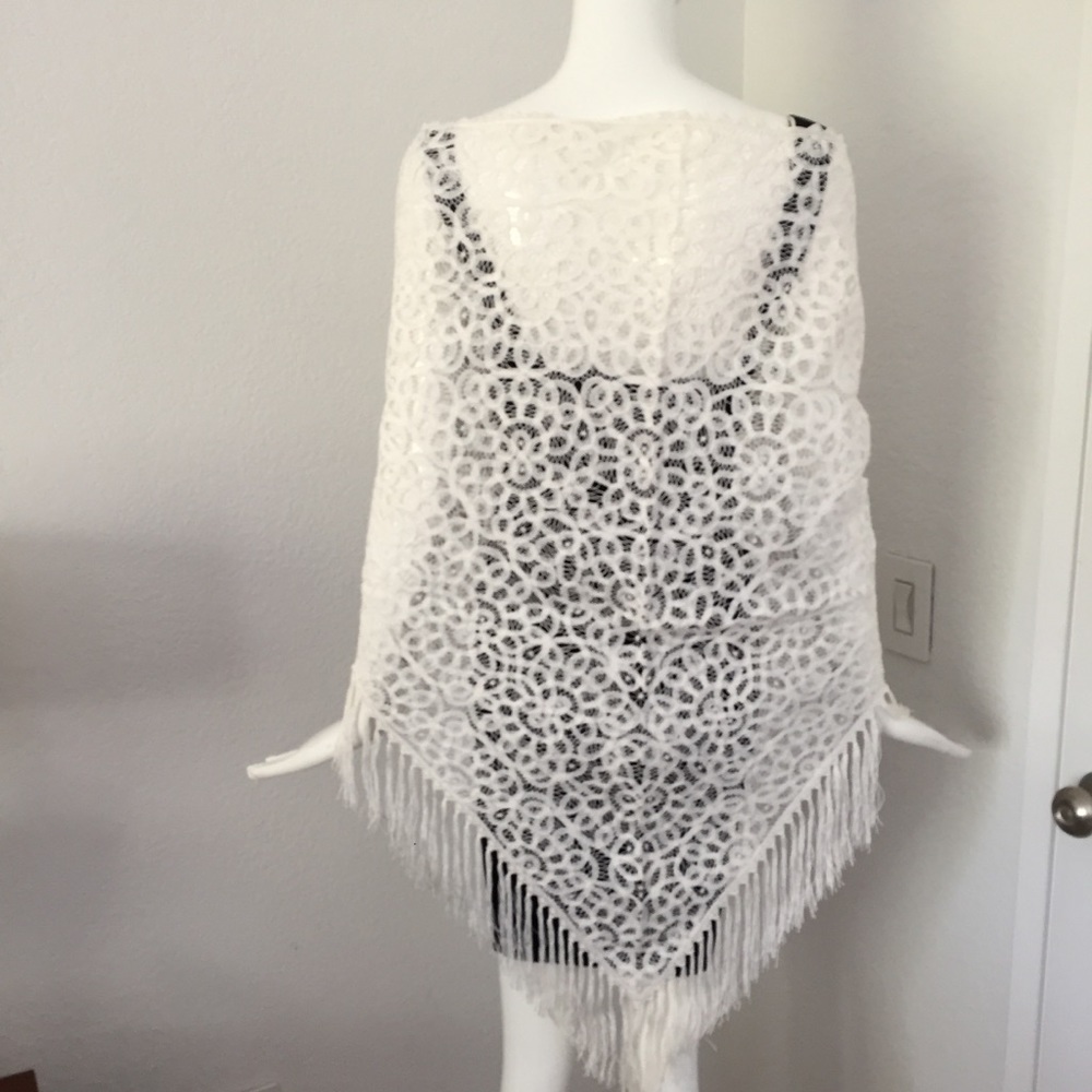 Sue Wong white lace crochet wrap - Picture 4 of 10